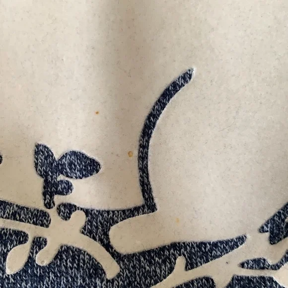 Roots hoodie. - Picture 6 of 7